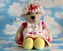 Hand knitted one of a kind teddy bear - Hyacinth.