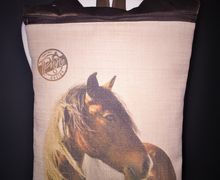 Pretty backpack for women with horse print, handmade mustang horse bag for stylish ladies