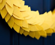 DIY Yellow Fall Wreath