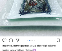 white flowering plate