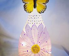 Purple daisy bottle