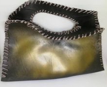 Inner Tube Purse/Chambre sac a air/ Free Shipping/ Handmade/ Metal Color/ Gold n Silver Color/ Upcycling Fashion/ Chic/ Magnetic Button Snap