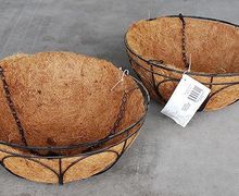 HOW TO MAKE A CHRISTMAS LIGHTBALL!