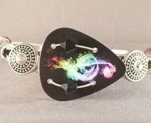 Guitar Pick and Guitar String Bracelet "Rainbow Flaming G-Clef"