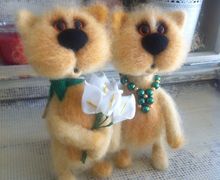 Cat couple with a bouquet