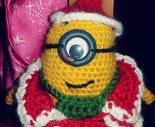 Knitted minions