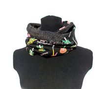 A neckwarmer and a hat "Guitar"