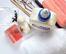 How To Make A Cottony Snowman