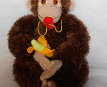 Knitted monkey