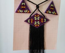 Embroidered Jewelry Set