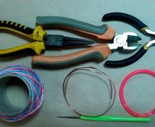 Easy Crocheting A Bracelet