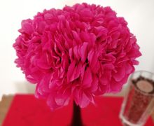 Paper Flowers set of 5 -flowers in a vase - Hanging Flowers - Paper Balls - Wedding - Birthday decoration