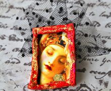 Red brooch with a veil and glass ” Modern in red”