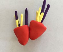 Minimalist Jellyfish red, yellow and purple clay brooch n.008