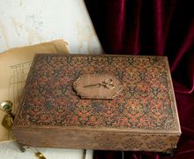 "Handywoman" - a box for needlework