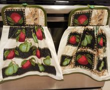 Hanging potholder towel sets