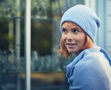 Light blue knit merino hat and scarf