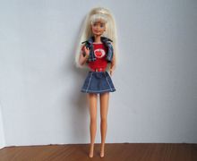 1976 barbie school girl