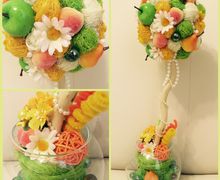 A topiary tree "Fruits"