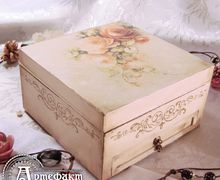 "Tender Rose" jewel case