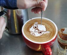 COFFEE ART MASTER CLASS - HOW TO DRAW ON COFFEE!