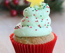 Pistachio mini-cupcakes with lime