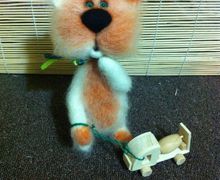 Saint-Pete's cat with a car