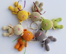 Crib mobile, woodland mobile, woodland nursery decor, baby girl mobile, baby boy mobile, unisex baby gift, teddy bear, color bears, crochet