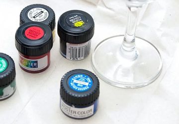 Handmade paintings on glass – for beginners