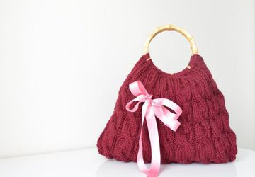 Knitted Handbag / everyday bag Handmade Bag,Moms Gift,Fashion Week,fashion,hibbe,spring fashion -children