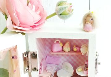 Dollhouse/Diorama
