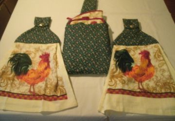 Rooster Design Quilted Hanging Towel Gift Set