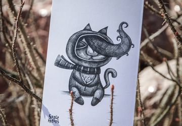 Postcard "Space Freaks. A thinker"