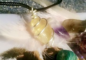 Citrine healing crystal necklace