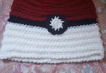 Pokeball ponnytail crochet hat