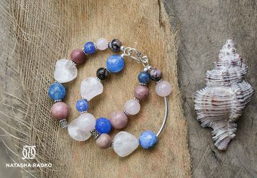 Wristlet with rhodonite, rose quartz and agate