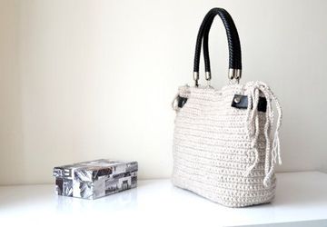 Cream / Beige Crocheted Handbag Celebrity Style,Crochet winter bag- shoulder bag- crochet bag-
