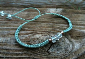 Mint Minimal Crystal macrame bracelet