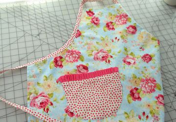 Handmade apron – easy to make