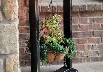 Hanging Basket Wood Stand