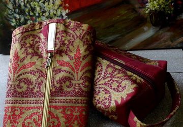 Garment Bag, Hanging Garment Travel Bag, Purple Clothing Carrier Gift For Women, Travel Garment Bag & Toiletry Bag, Shoe Dust Bag