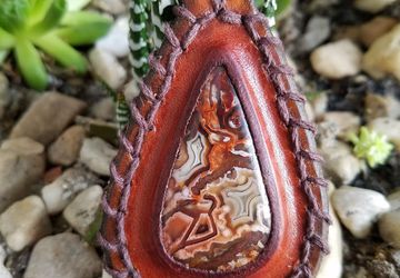 Handcrafted Leather Necklace with Laguna Lace Cabochon (Orange)