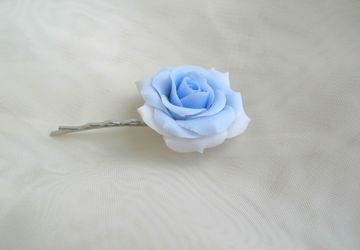 Bobby pin with rose (cold porcelain)