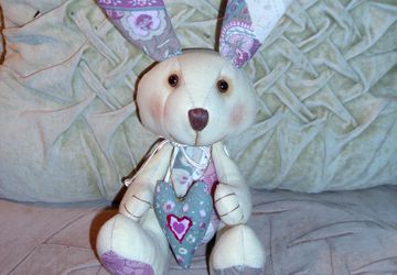 A bunny with a heart