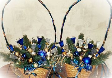 New Year candy-bouquet