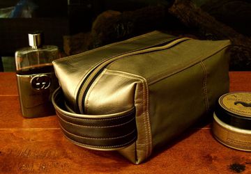 Brown Toiletry Bag, Mens Shaving Bag, Vegan Toiletry Bag, Travel Toiletry Case, Dopp Kit For Men, Travel Zipper Bag