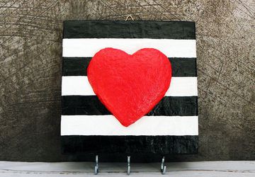 Wall Key Holder With A Red Heart