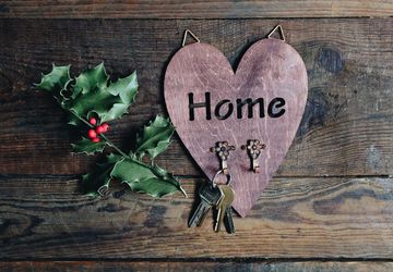 Wooden Heart shaped Key Holder