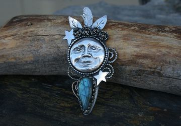 The "Moonchild" Pendant