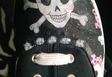 Skull canvas shoes